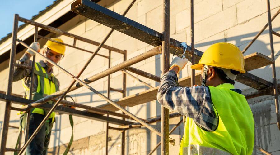 Professional residential roofers in Tuscumbia, AL